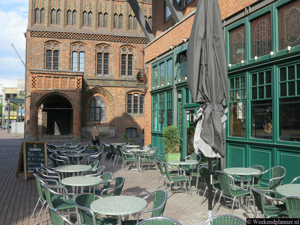 De Altstadt van Hannover was na WOII verdwenen maar geleidelijk aan wordt het historische centrum opnieuw gebouwd. Tip:   De bezienswaardigheden van Hannover.